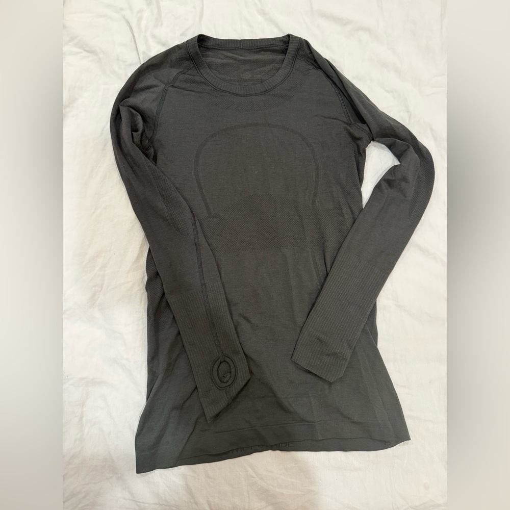 Black Lululemon Long Sleeve Swiftly Tee